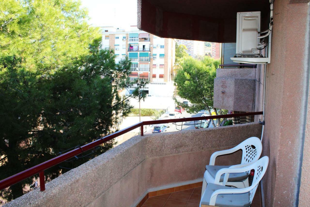 Apartamento Con Parking Gratuito Málaga Exterior foto