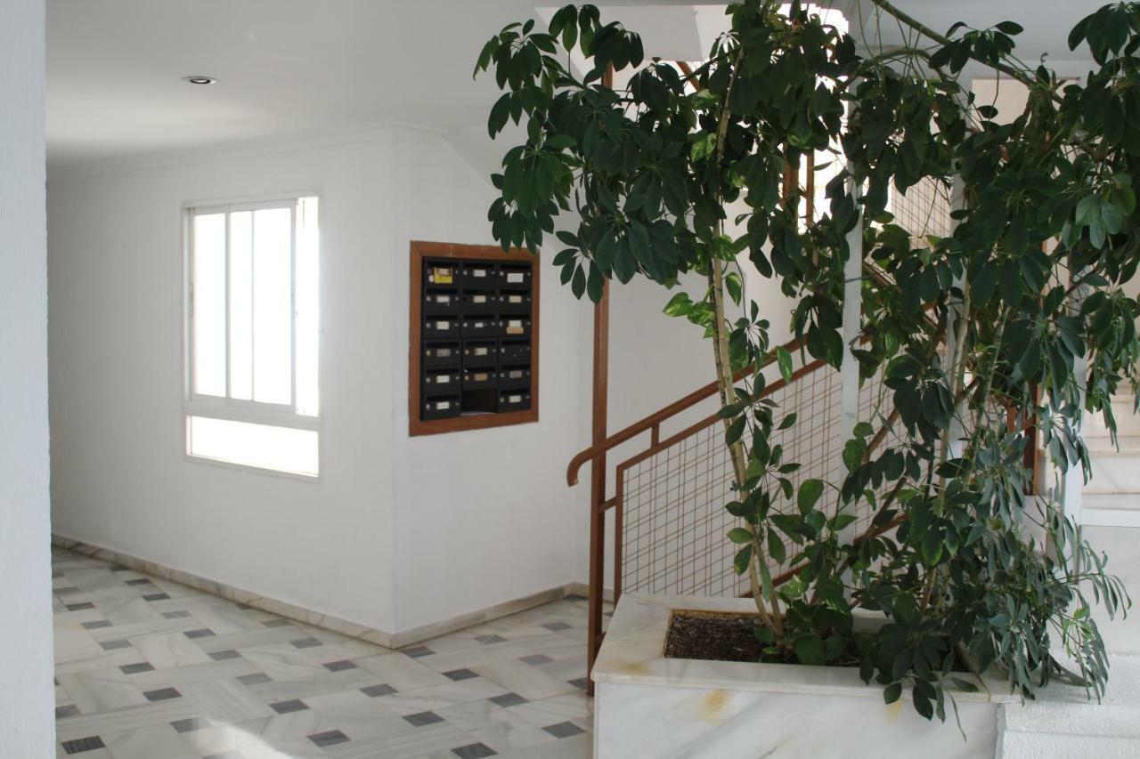 Apartamento Con Parking Gratuito Málaga Exterior foto